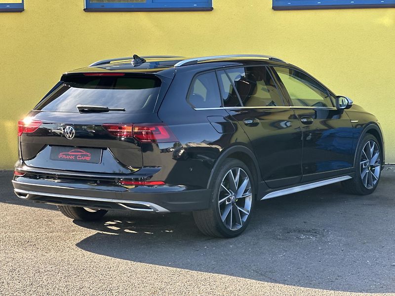 Volkswagen Golf (2022) ALLTRACK 2.0TDI/147kW *H&K* - fotka 4 z 47