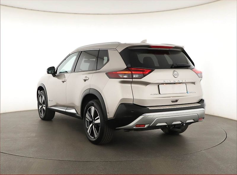 Nissan X-Trail (2024) 1.5 VC-T e-4orce - fotka 4 z 21