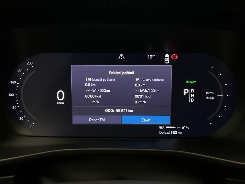 Volvo XC40 RECHARGE PLUS TWIN ENGINE AUT - fotka 23 z 43