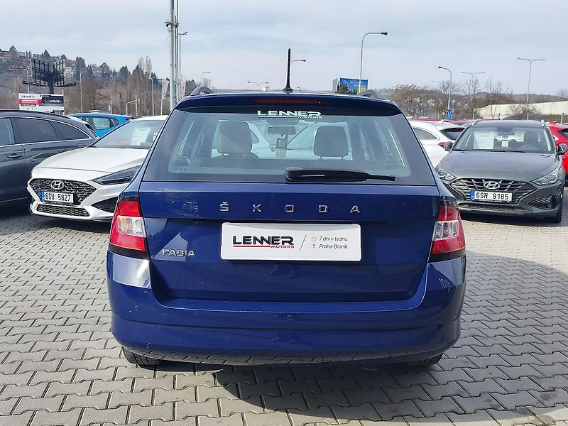 Škoda Fabia 1.4 TDi/66kW Ambition - fotka 6 z 25