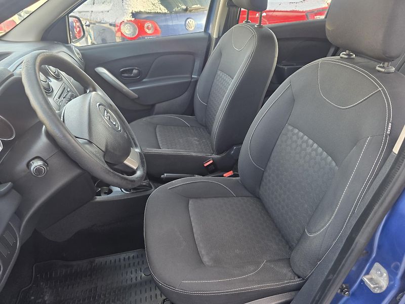 Dacia Sandero 1 2 TZ Klimatizace  - fotka 16 z 19