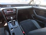 Volkswagen Passat (2017) 2.0 TDI, Automat, Navi - náhled 8