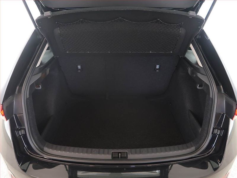 Škoda Scala (2024) Fresh 1.5 TSI, ČR,1.maj - fotka 14 z 24