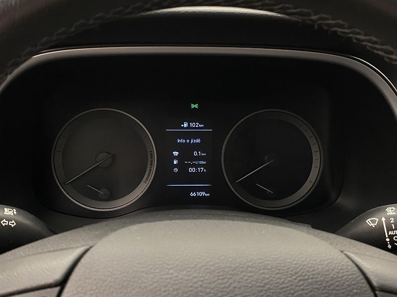 Hyundai Tucson 2.0CRDi 4x4 AUT PREMIUM CZ - fotka 25 z 64