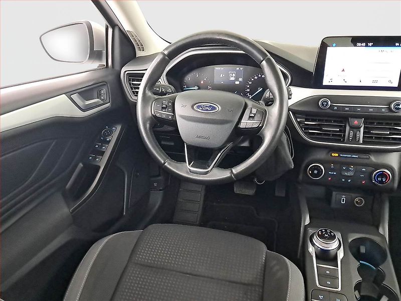 Ford Focus (2019) 1.5 TDCi, Automat, Navi - fotka 7 z 26