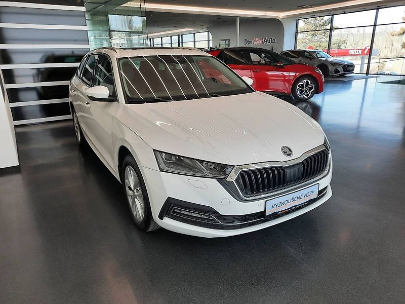 Škoda Octavia (2022) Combi Style Plus 2.0 TDI (110k - fotka 33 z 33