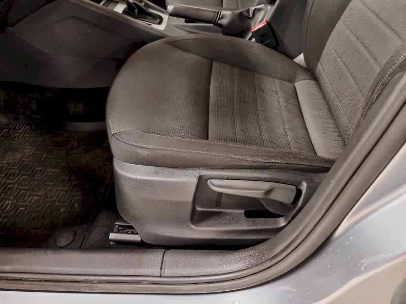 Škoda Octavia (2016) Combi 2.0 TDI 110 kW DSG Style - fotka 17 z 24