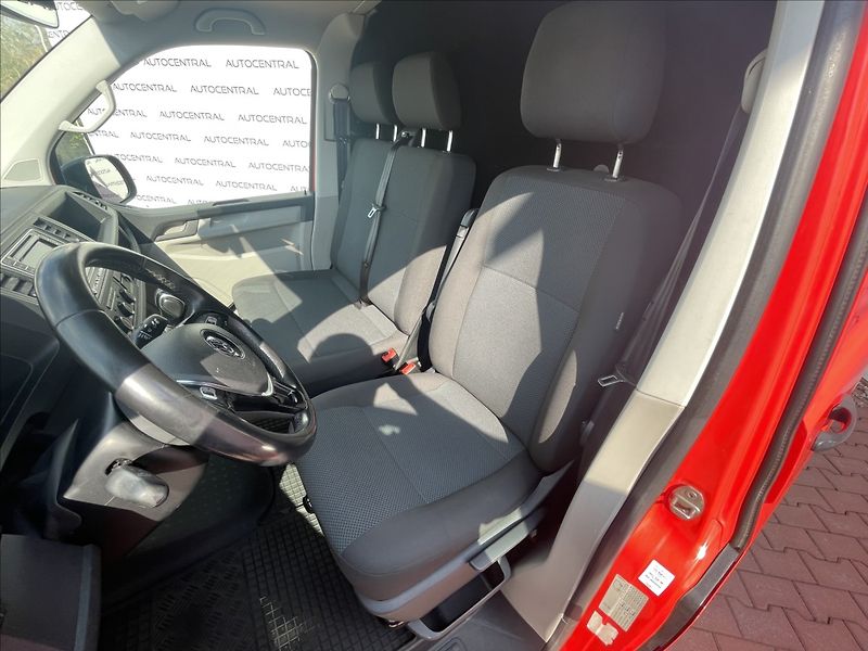 Volkswagen Transporter 2,0 TDi,110kW,DSG,Long - fotka 10 z 21