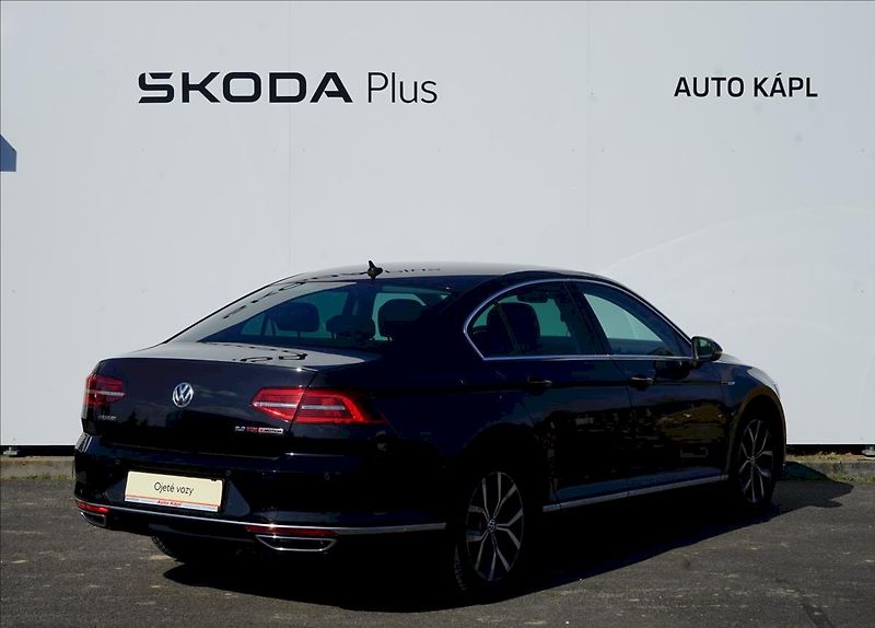 Volkswagen Passat (2015) BiTDI176 kW Highline 4MOT DSG - fotka 2 z 25