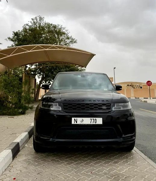 Land Rover Range Rover Sport (2018) Dynamické SUV - fotka 8 z 9