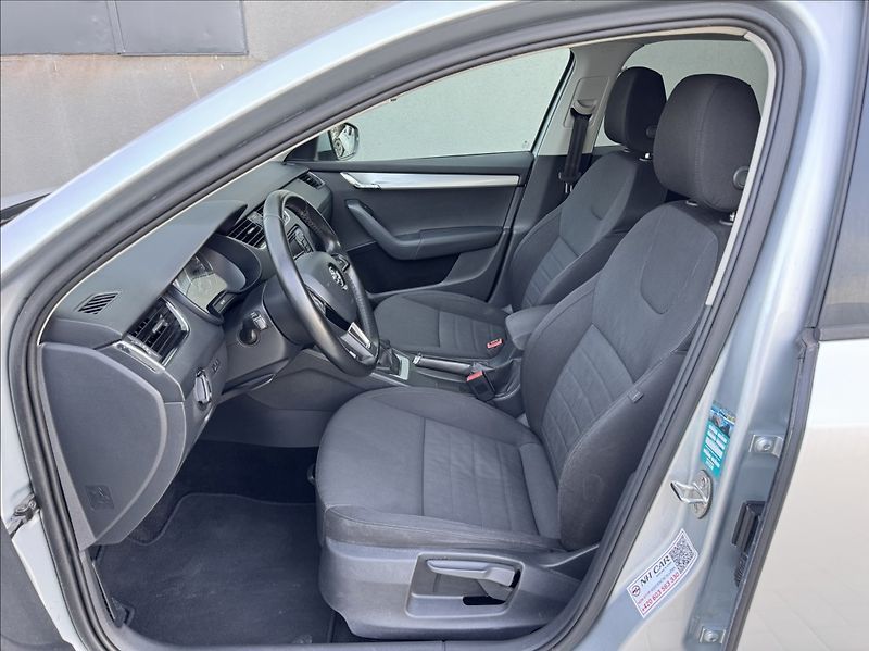 Škoda Octavia 2,0 TDI STYLE 2.maj. původ ČR - fotka 21 z 50