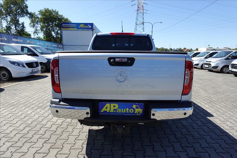 Mercedes-Benz Ostatní 2,3 CDI  250D 4MATIC PROGRESSI - fotka 8 z 35