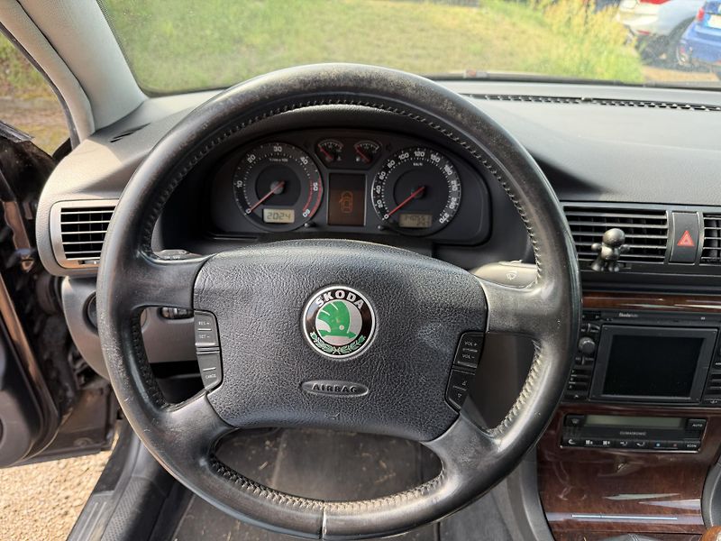 Škoda Superb 1.9 tdi - fotka 17 z 20