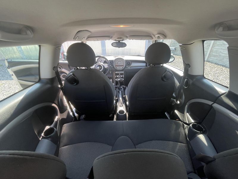 Mini Clubman 1.4i 95PS CLUBMAN 154TKM TOP!! - fotka 123 z 176