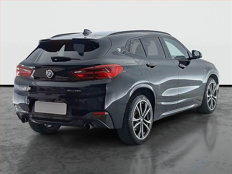 BMW X2 (2019) M Paket sDrive20i, Automat - fotka 5 z 27