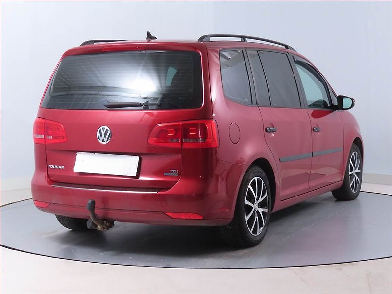 Volkswagen Touran (2012) 1.6 TDI, Serv.kniha, Navi - fotka 5 z 14