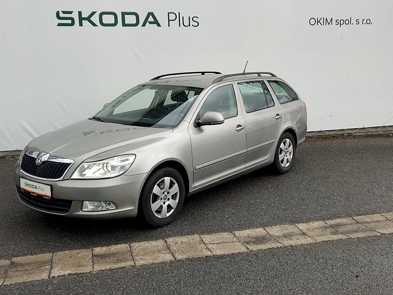 Škoda Octavia (2013) Combi Ambiente 1,6 Tdi 77 Kw - fotka 1 z 28