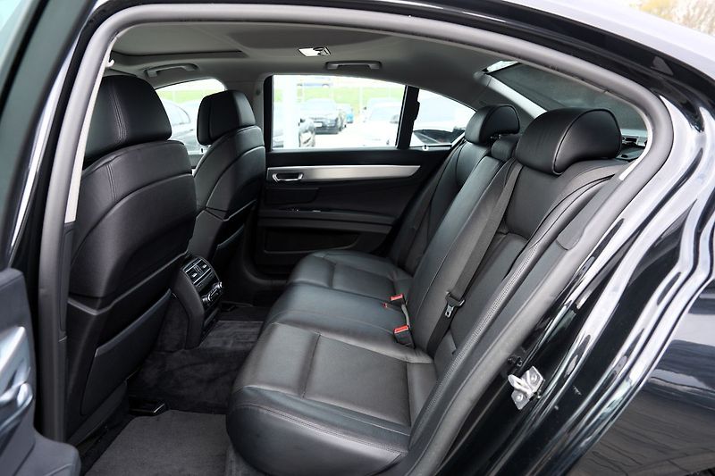 BMW Řada 7 730d  NEPOJÍZDNÉ, - fotka 32 z 45