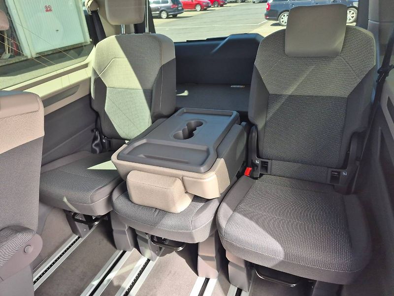 Volkswagen Multivan (2025) 2,0 TDI 110 kW Life Long DSG - fotka 21 z 23