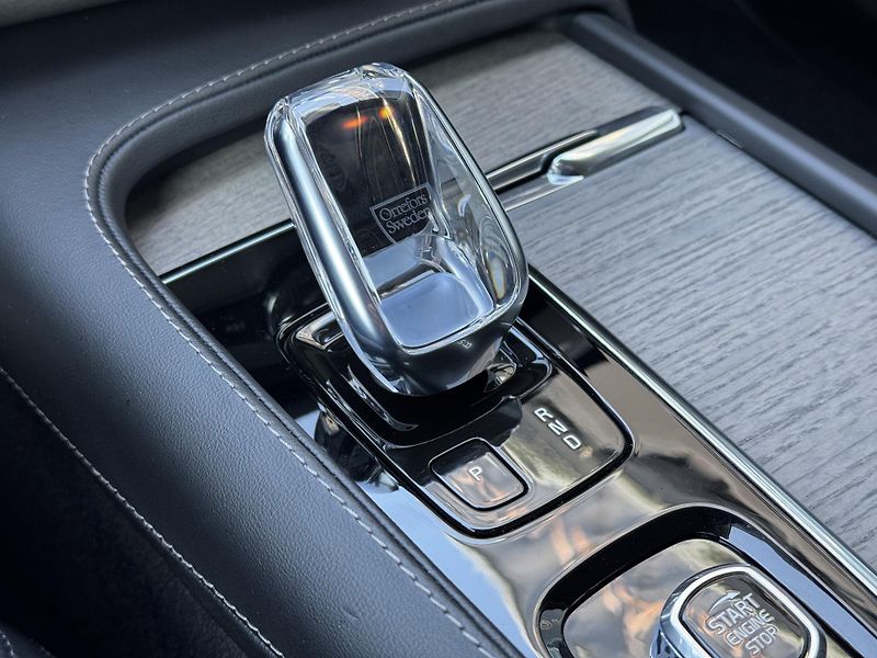 Volvo XC90 (2022) 2.0 B5 AWD Inscription, 1. Maj - fotka 39 z 51