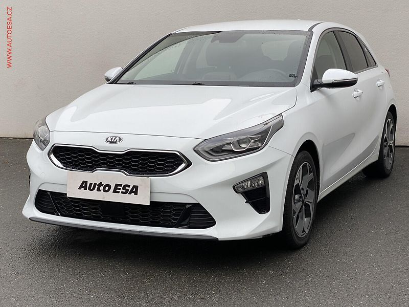 Kia Ceed (2018) 1.4 T-GDi, ČR, Exclusive, AT - fotka 3 z 21