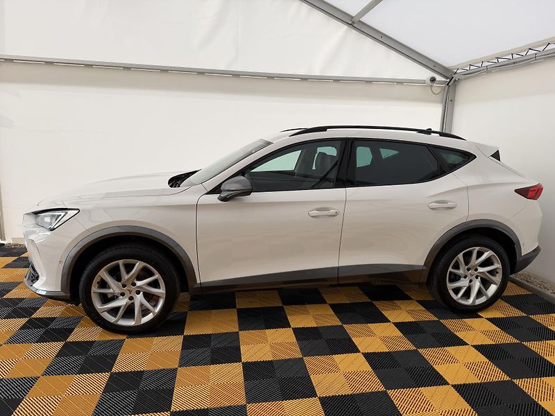 Cupra Formentor 1.5Tsi*CZ*DPH*1-MAJ*ZARUKA* - fotka 4 z 48