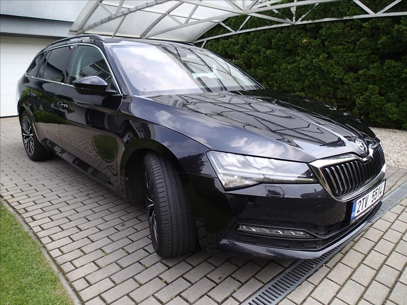Škoda Superb 2,0 TDi, DSG, 4x4 , Tažné - fotka 4 z 48