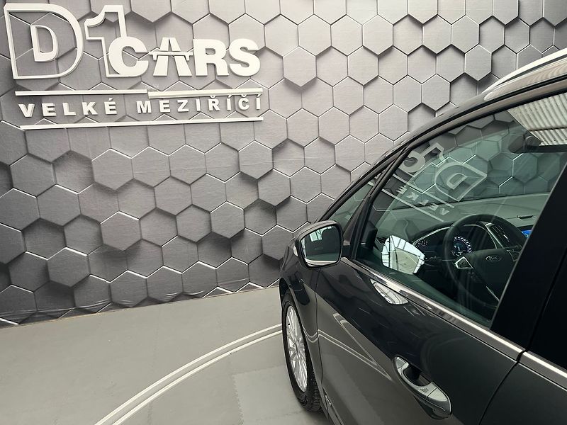 Ford Galaxy 2,0 140kW Titanium AWD 7míst - fotka 32 z 70