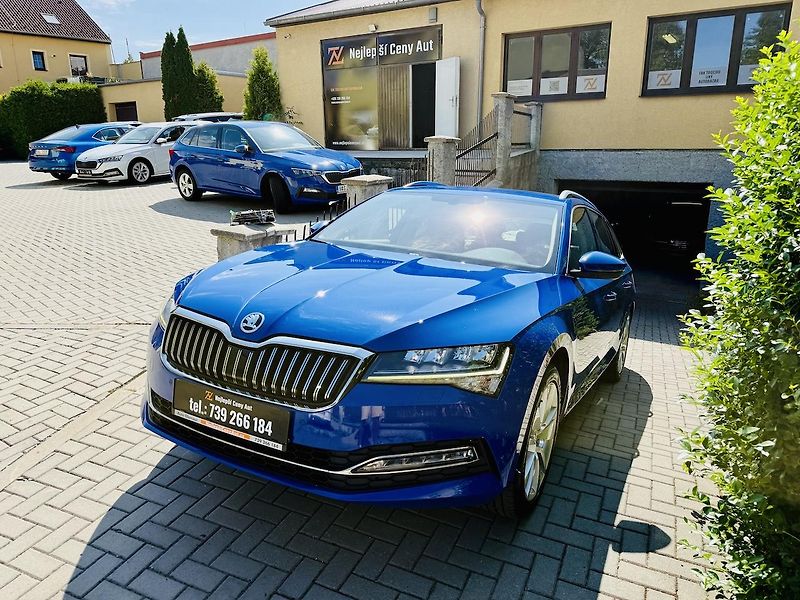 Škoda Superb (2022) 1,5TSi 110kW STYLE DSG Koup.ČR - fotka 15 z 20