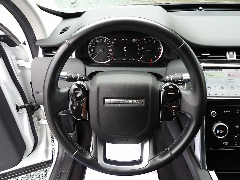 Land Rover Discovery Sport D150 S AWD A/T 7míst Tažné DPH - fotka 14 z 35