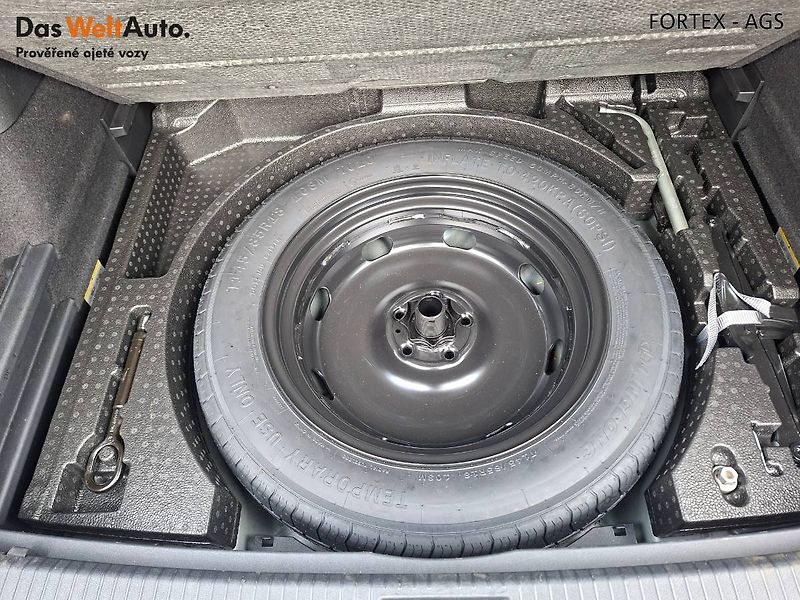 Volkswagen Tiguan (2024) 2.0 TDI,110kW,DSG,Webasto,Tažn - fotka 26 z 30