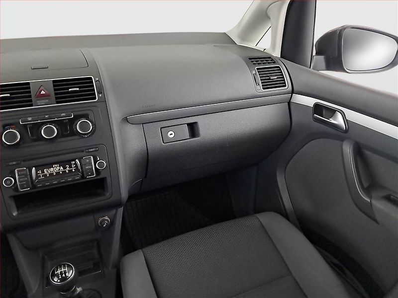 Volkswagen Touran (2012) 1.6 TDI, Tempomat - fotka 8 z 14