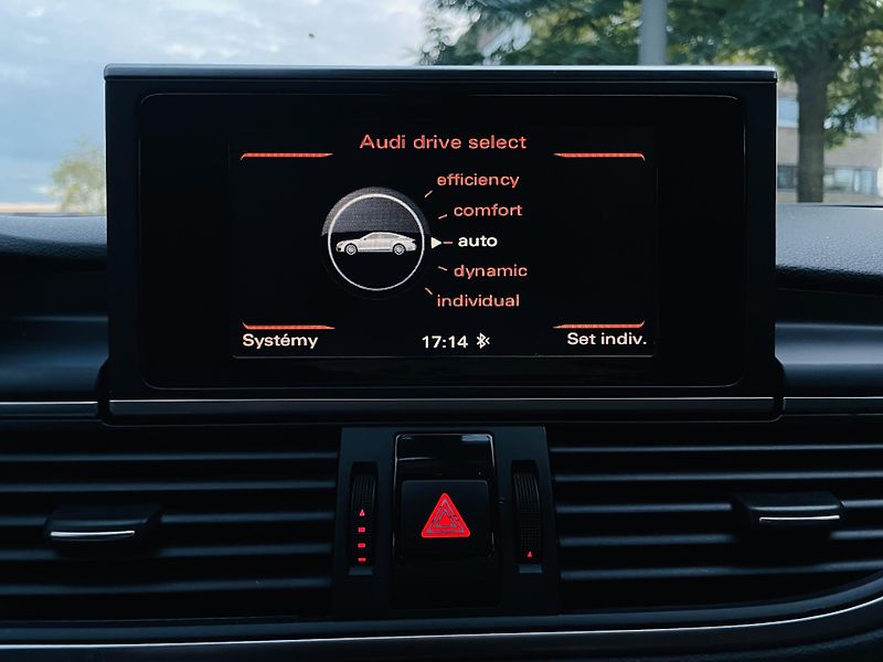 Audi A7 3.0TDI AUT 4x4 KAMERA TAŽNÉ - fotka 40 z 46