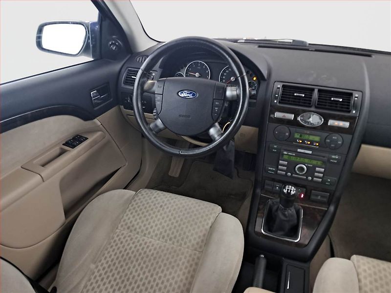 Ford Mondeo (2006) Ghia 1.8 16V, po STK - fotka 7 z 17