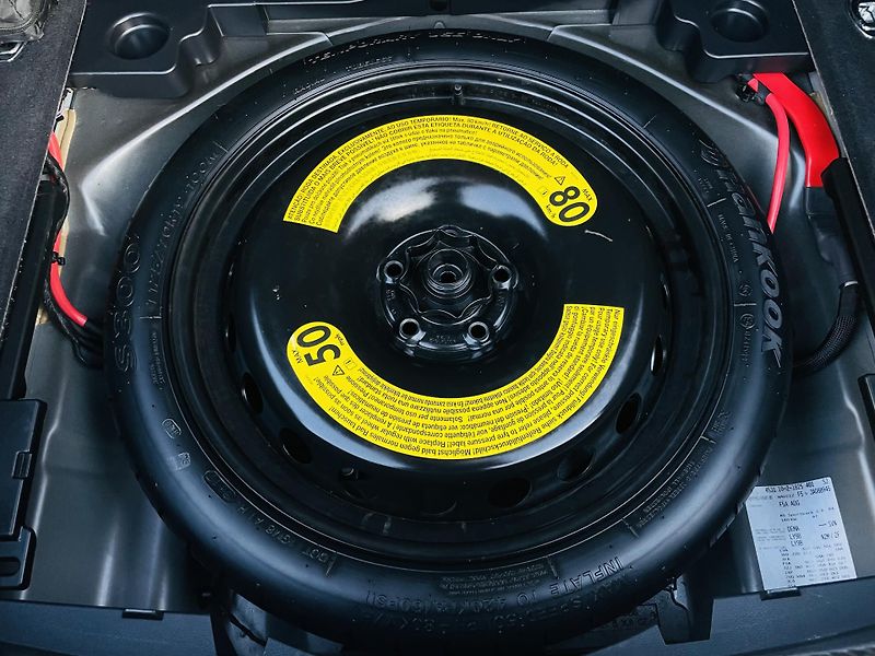 Audi A5 2.0i 140KW AUT KAMERY SERVISKA - fotka 21 z 56