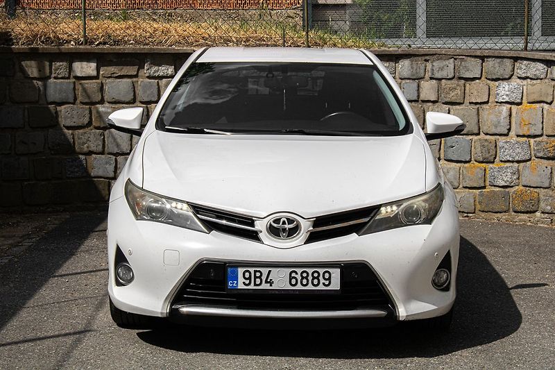 Toyota Auris - fotka 2 z 29