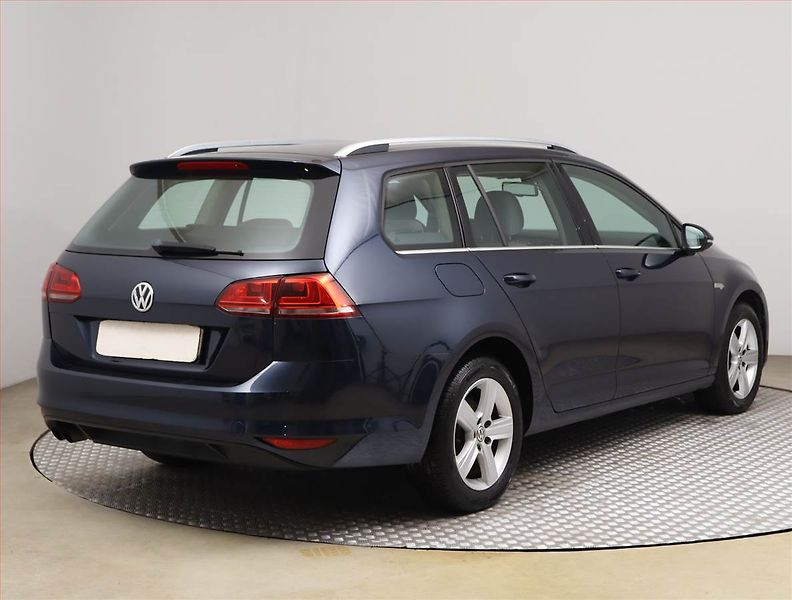 Volkswagen Golf (2014) Comfortline 1.4 TSI - fotka 5 z 18