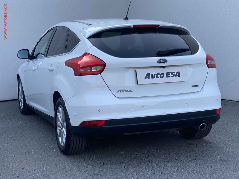 Ford Focus (2016) 1.5EB, Titanium, bixen, +kola - fotka 6 z 18