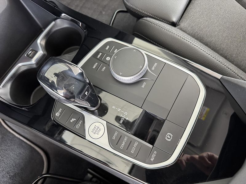 BMW Řada 1 118i AUT*SportLine*FullLED*DPH - fotka 22 z 33