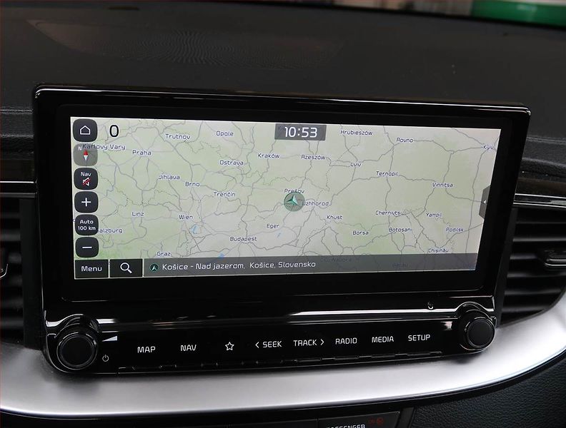 Kia Ceed (2022) Gold 1.5 T-GDI, Serv.kniha - fotka 13 z 19
