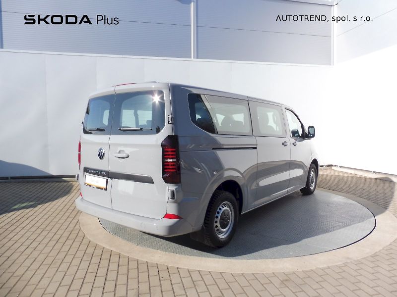 Volkswagen Transporter (2025) Kombi DR 2,0 TDI 110kW - fotka 2 z 27