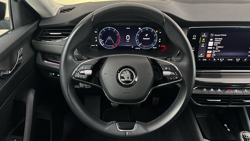 Škoda Octavia 1.5 TSI Style - fotka 9 z 28