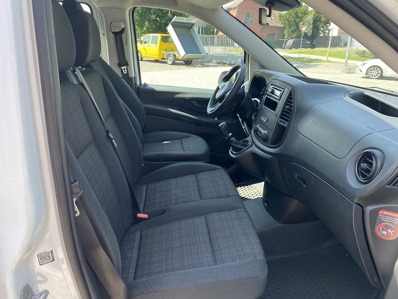 Mercedes-Benz Vito 114 CDI -6 MÍST-KLIMA-LONG-DPH - fotka 30 z 35