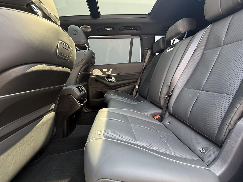 Mercedes-Benz GLS 400d 4M - fotka 9 z 19