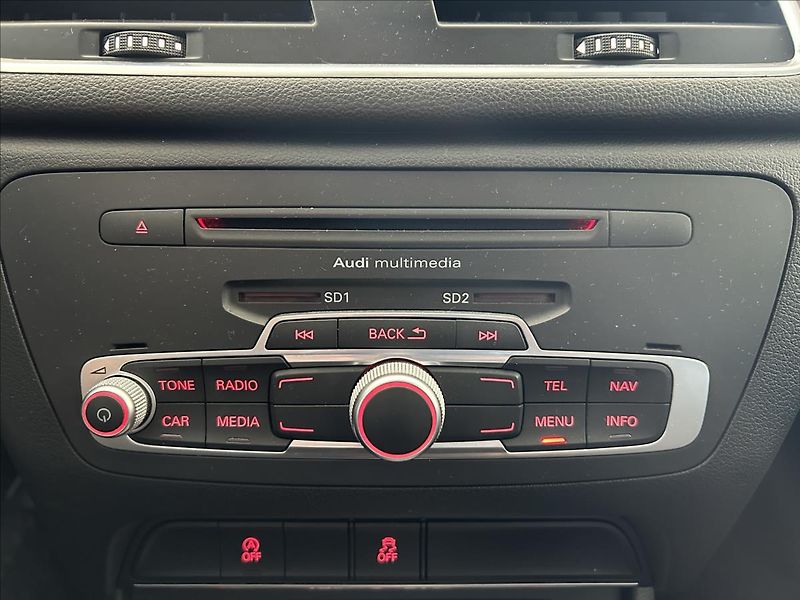 Audi Q3 2,0   TDI 130kW,AUTOMAT,QUATTR - fotka 17 z 26
