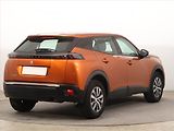Peugeot 2008 (2021) 1.2 PureTech, ČR,1.maj - náhled 4