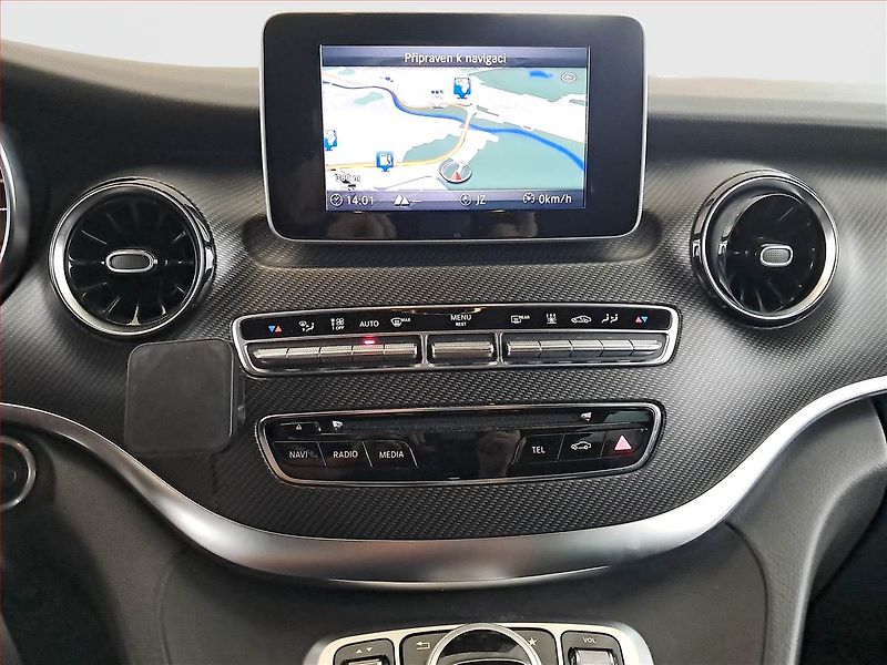 Mercedes-Benz Třídy V (2019) 300 d 4MATIC, ČR - fotka 12 z 19