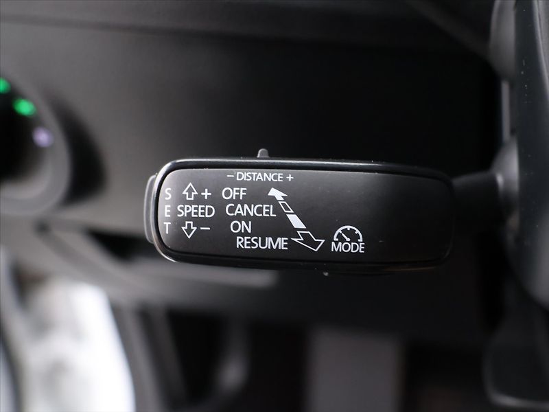 Škoda Superb 2,0 TDI 110kW DSG Style - fotka 22 z 35