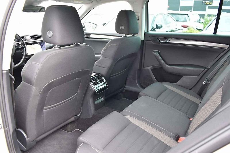 Škoda Superb Sportline 2,0 TDI.