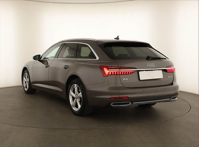 Audi A6 (2019) Sport 40 TDI - fotka 4 z 20